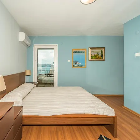 Waterfront Penthouse With A Stunning View Estambul