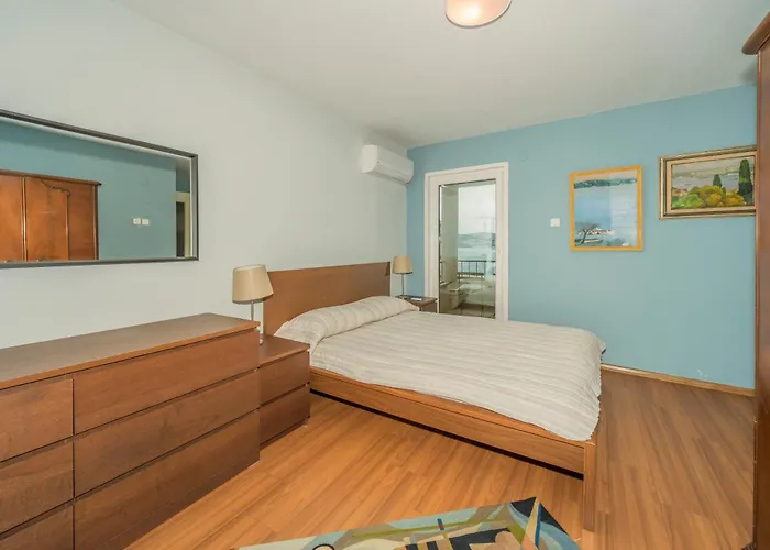 Apartmán Waterfront Penthouse With A Stunning View