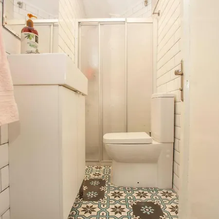 Waterfront Penthouse With A Stunning View 公寓 *