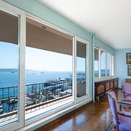 Waterfront Penthouse With A Stunning View *